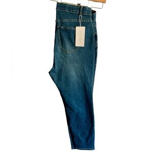 Cute BloomChic Size 18 High Rise Skinny Jeans NWT